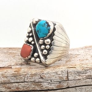 Vintage Sterling silver Zuni Coral and Turquoise Heavy Scalloped Ring